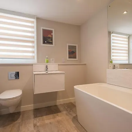 Howe Keld 1 Ground Floor Apartament *